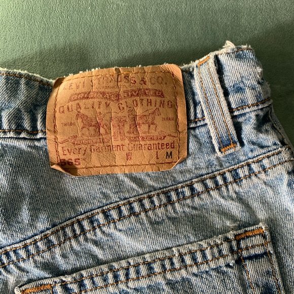 Levi Strauss distressed shorts - Picture 3 of 4